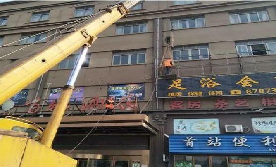 江陵安装较高的门店招牌有什么好的方法？